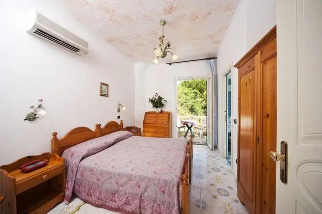 Standard Tek Büyük Yataklı Oda, Deniz Manzaralı