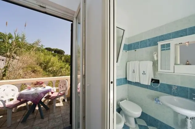 Standard Tek Büyük Yataklı Oda, Deniz Manzaralı