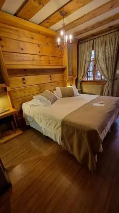 Deluxe Tek Büyük veya İki Ayrı Yataklı Oda