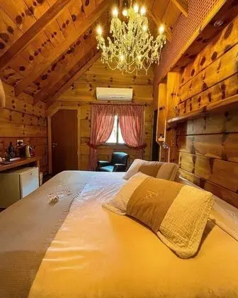 Luxury Tek Büyük Yataklı Oda