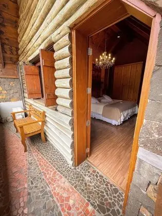 Luxury Tek Büyük Yataklı Oda