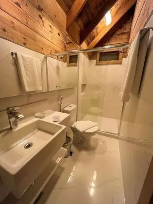 Luxury Tek Büyük Yataklı Oda