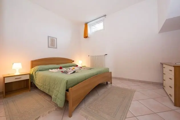 Family Apart Daire, 1 Çift Kişilik Yatak ve Çekyat, Bahçeli (Giardino Fiorito)