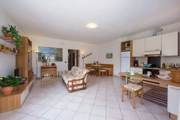 Family Apart Daire, 1 Çift Kişilik Yatak ve Çekyat, Bahçeli (Giardino Fiorito)