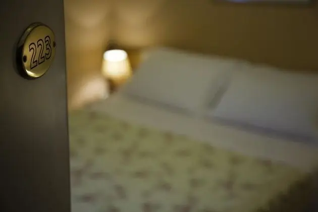 Tek Büyük veya İki Ayrı Yataklı Oda, 1 Çift Kişilik veya 2 Tek Kişilik Yatak