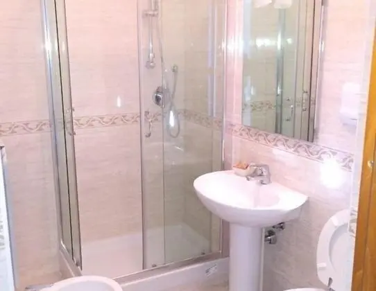 Standard Üç Kişilik Oda, 1 Yatak Odası