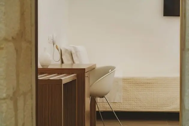 Üç Kişilik Oda