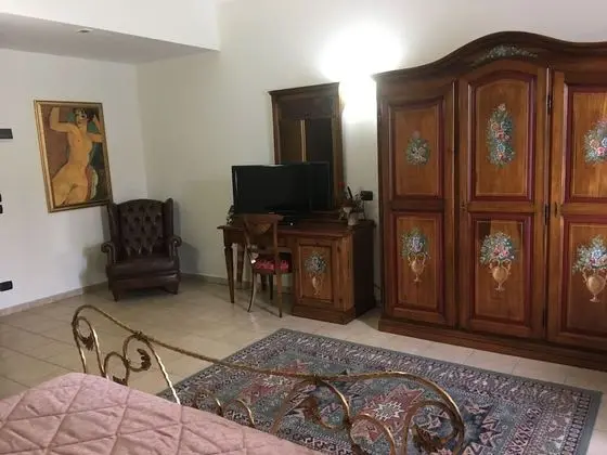 Tek Büyük Yataklı Oda