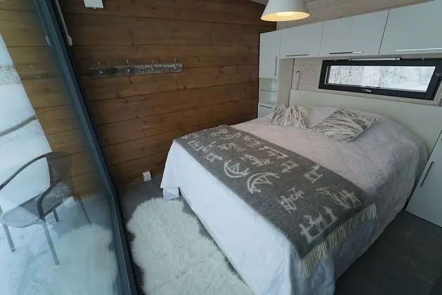 Deluxe Kulübe (Halla)