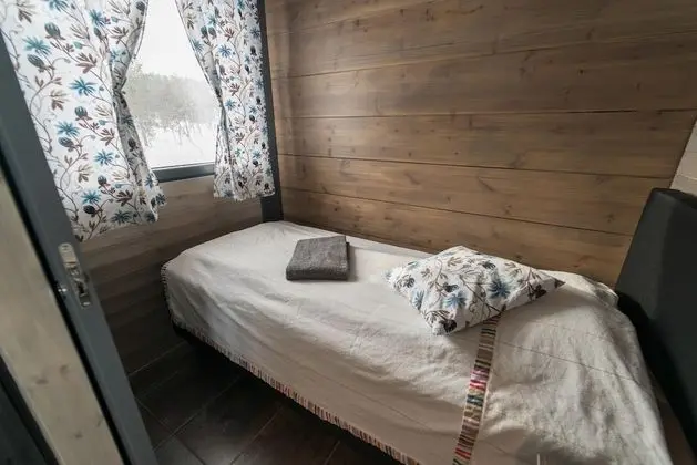 Deluxe Kulübe (Routa)