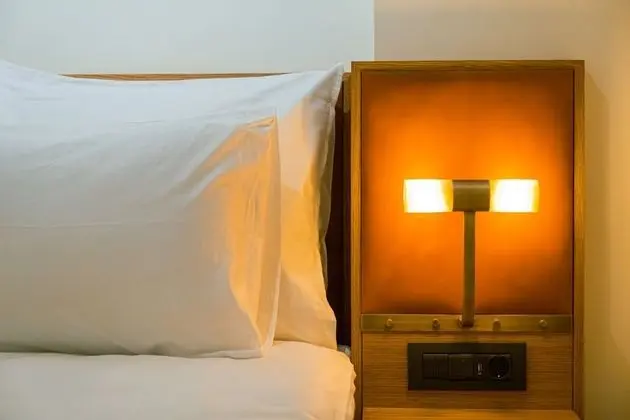Superior Sea Or City View Room with BayWindow