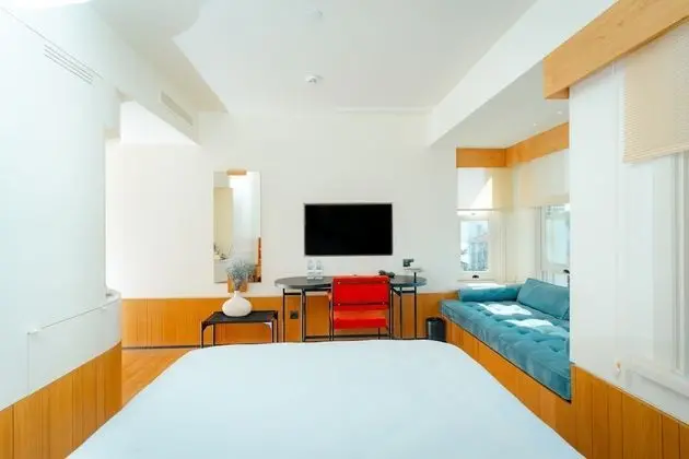 Superior Sea Or City View Room with BayWindow