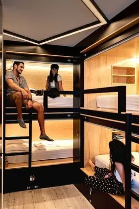 Ortak Ranzalı Oda, Karma Ranzalı Oda, Ortak Banyo (1 bed in 8-bed dorm)