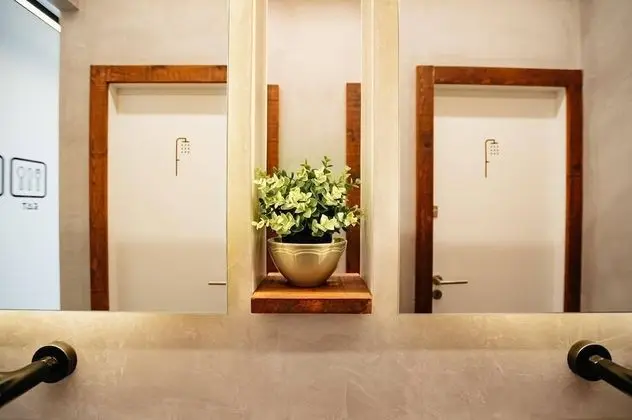 Ortak Ranzalı Oda, Karma Ranzalı Oda, Ortak Banyo (1 bed in 8-bed dorm)