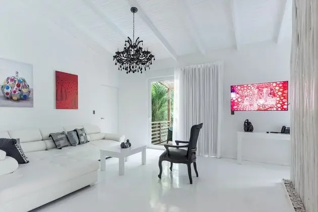 Gigi Hip Suite, Garden View with Pool