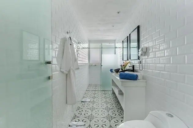 Gigi Hip Suite, Garden View with Pool