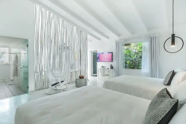Gigi Hip Suite, Ocean View with Pool