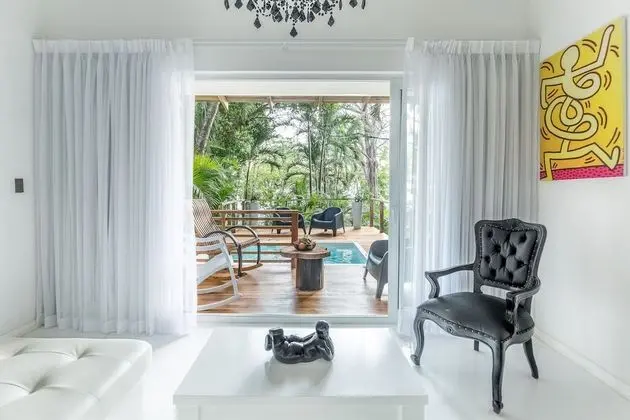 Gigi Hip Suite, Ocean View with Pool