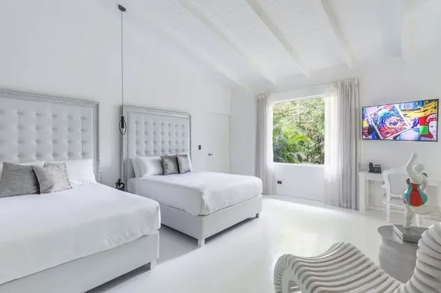 Gigi Hip Suite, Ocean View with Pool