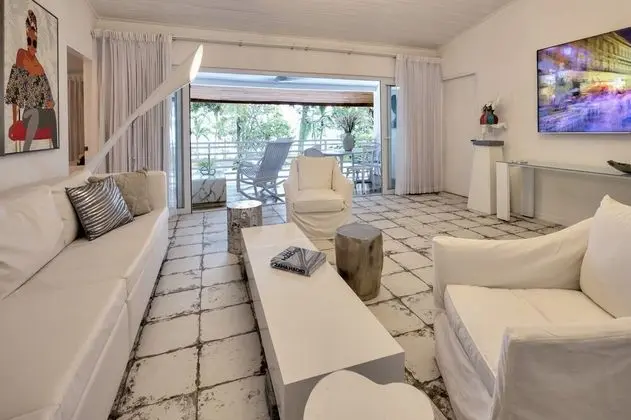 Çatı Katı Süiti (Penthouse)