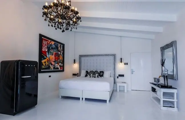 Romantic Tek Büyük Yataklı Oda