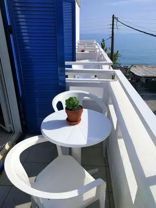 Üç Kişilik Oda