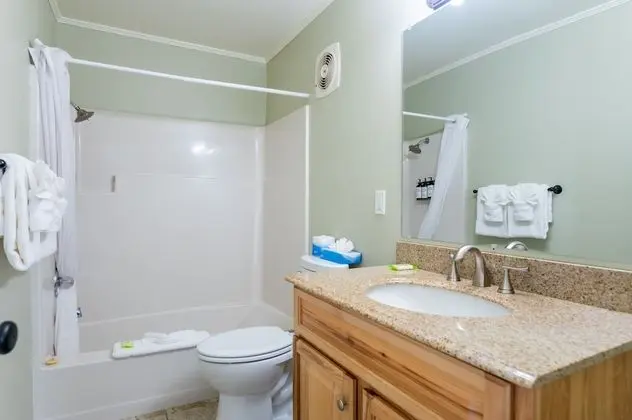 11 - Marthe's Suite