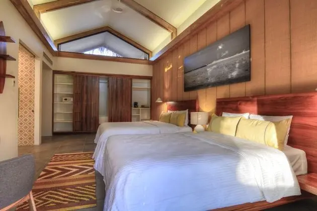 PREMIUM 2 QUEEN BEDS