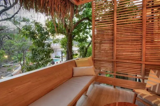 PREMIUM 2 QUEEN BEDS