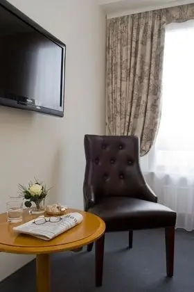 Comfort Tek Büyük Yataklı Oda