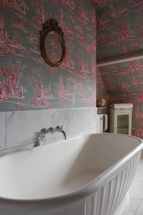Luxury Tek Büyük Yataklı Oda