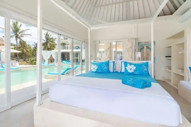 Deluxe Bungalov, Havuz Manzaralı, Plaj Kenarı