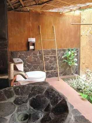 Double Umbrella Bungalow