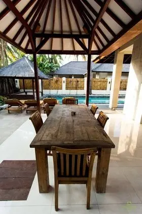 Deluxe Villa, 2 Yatak Odası, Havuz Manzaralı