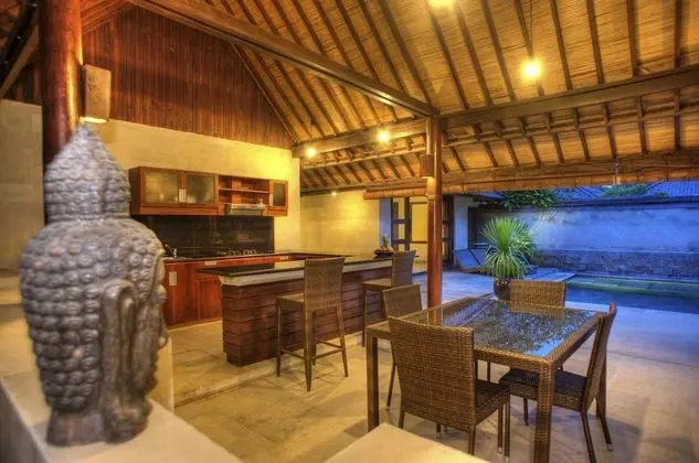 Villa, Kişiye Özel Havuzlu
