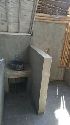 Basic Oda, Havuz Manzaralı