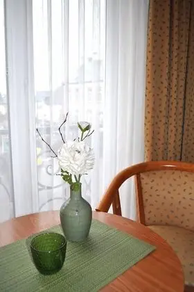 Classic Tek Büyük Yataklı Oda