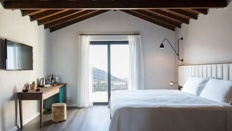 The Beaujolias Suite Room