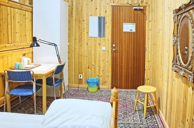 Basic Tek Büyük Yataklı Oda