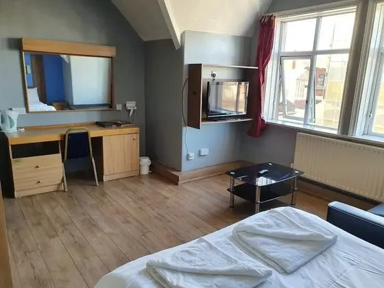 Standard Tek Büyük Yataklı Oda