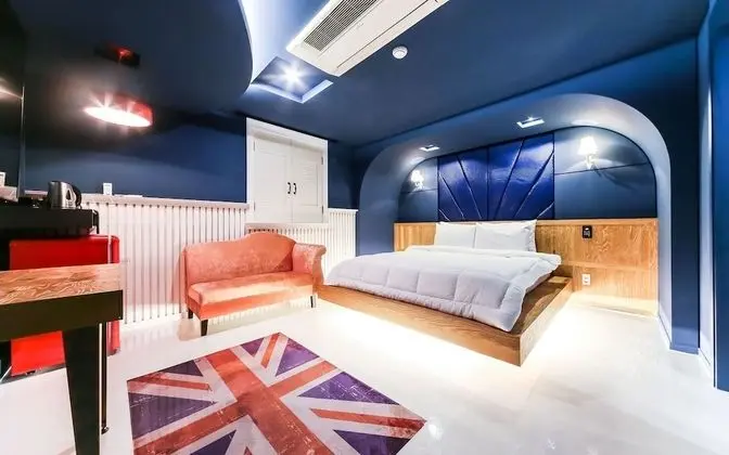 Oda (Premium A-1 room 1st week (NetFlix pe)