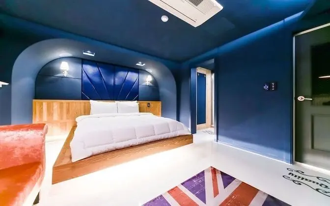 Oda (Premium A-1 room 1st week (NetFlix pe)