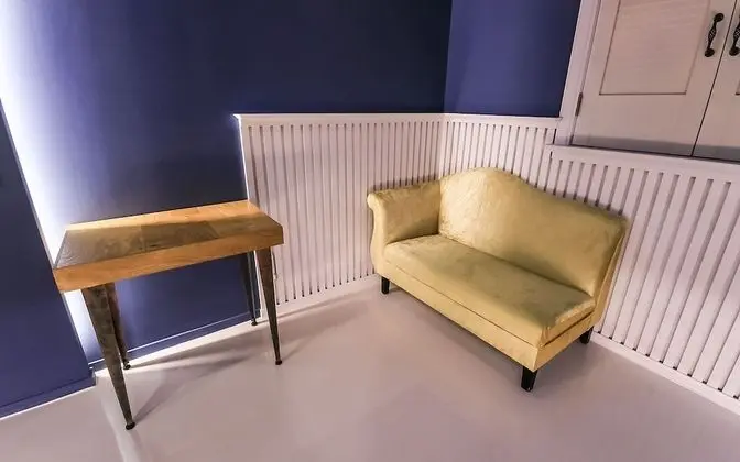 Oda (Premium A-1 room 1st week (NetFlix pe)