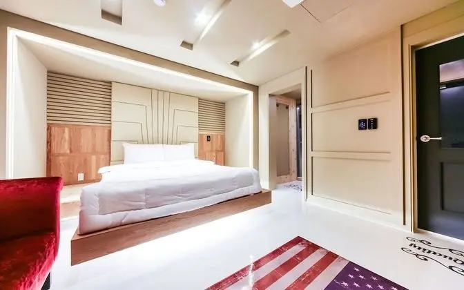 Oda (Premium B-1 Room 1st Week (NetFlix pe)