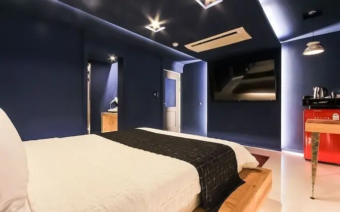 Oda (Premium B-1 Room 1st Week (NetFlix pe)