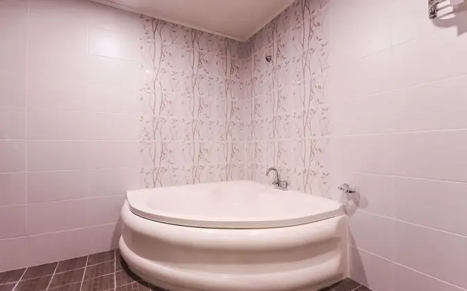 Oda (Premium B-1 Room 1st Week (NetFlix pe)