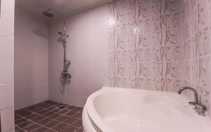 Oda (Premium B-1 Room 1st Week (NetFlix pe)