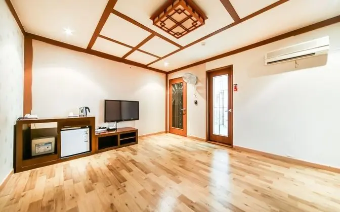 Oda (Ondol-Corona special discount event)