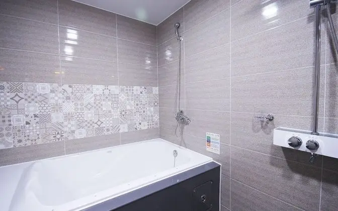 Oda (Room with Parking (No Consecutive Sta)