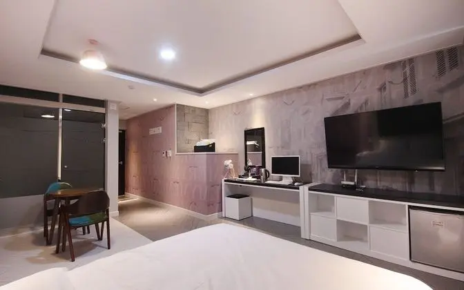 Oda (Room with Parking (No Consecutive Sta)